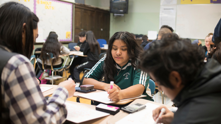 students in tutoring